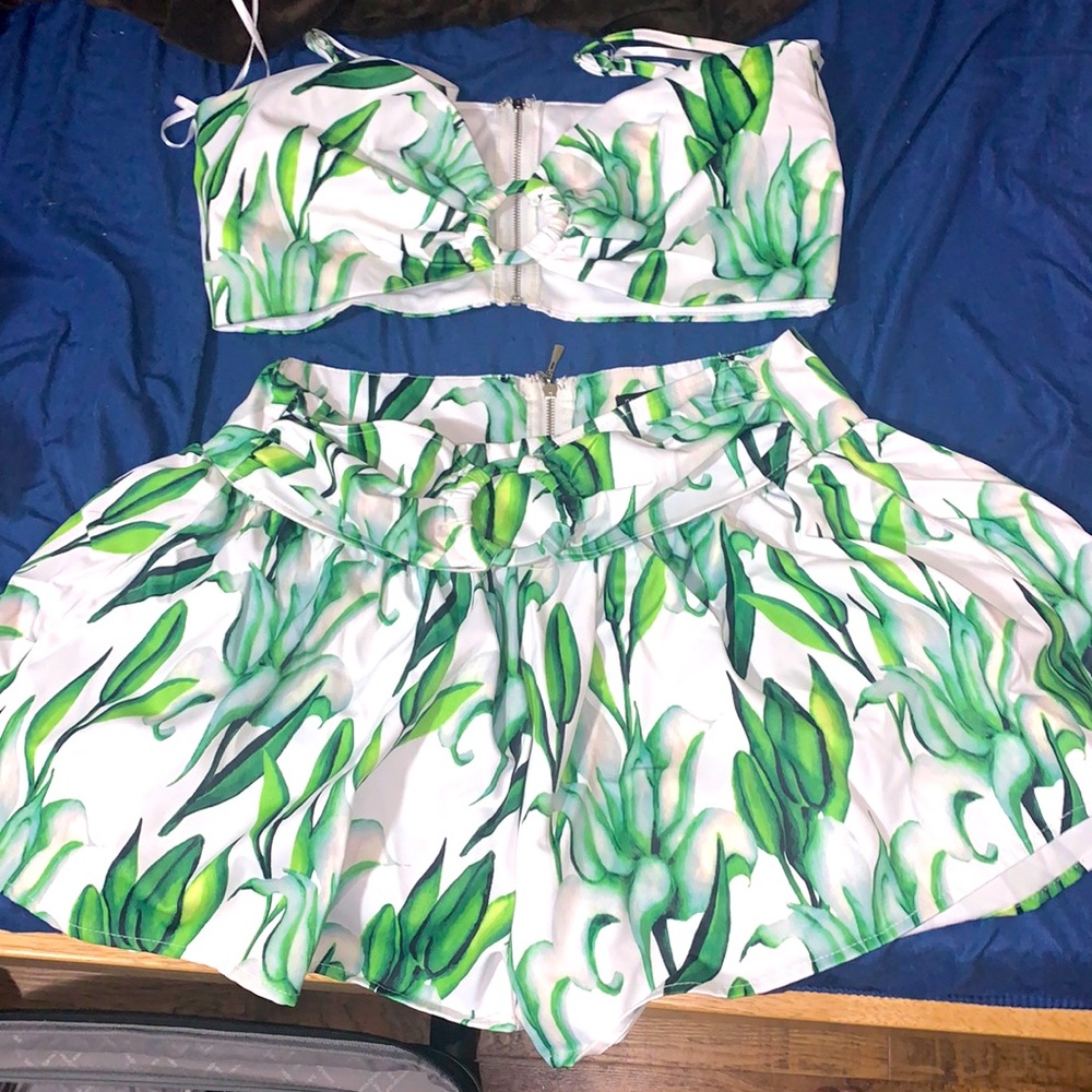 Fashion nova set never used!